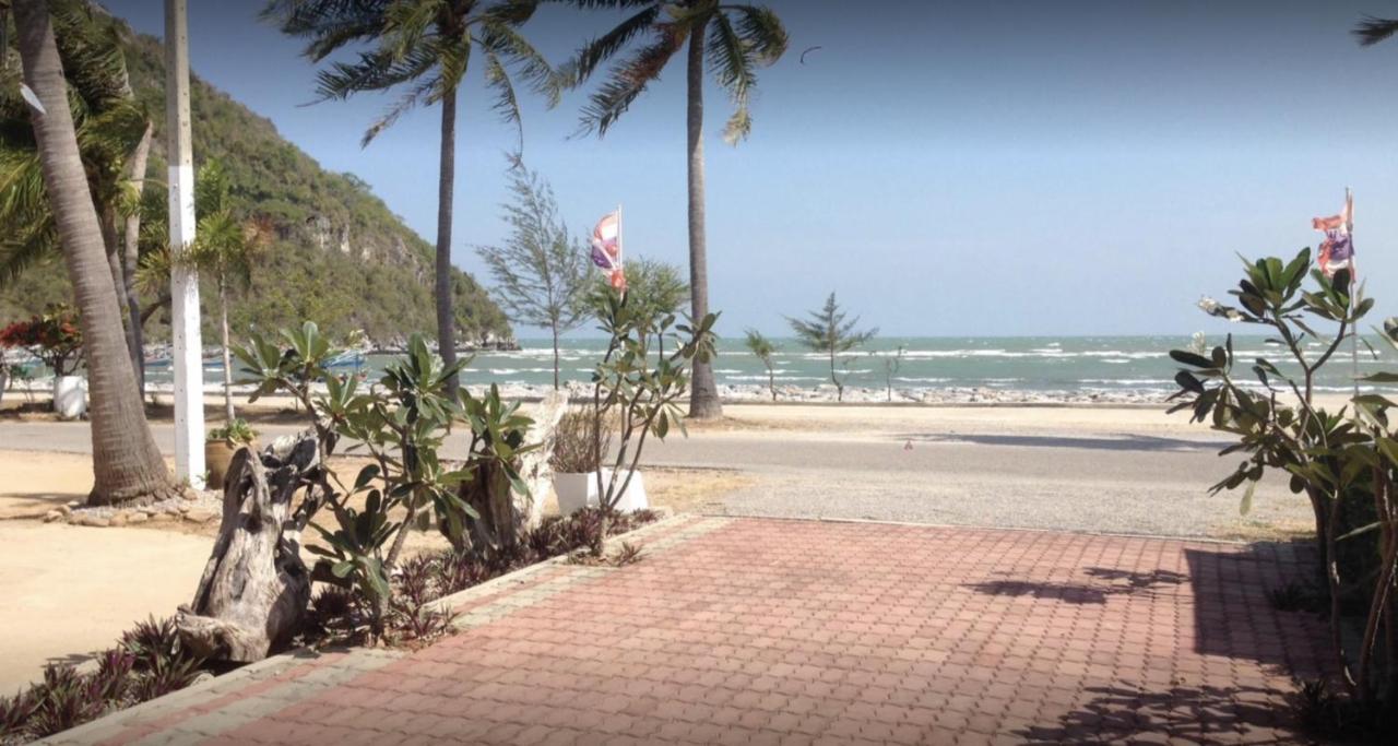 The Beach Boutique Resort Ban Pak Nam Pran エクステリア 写真