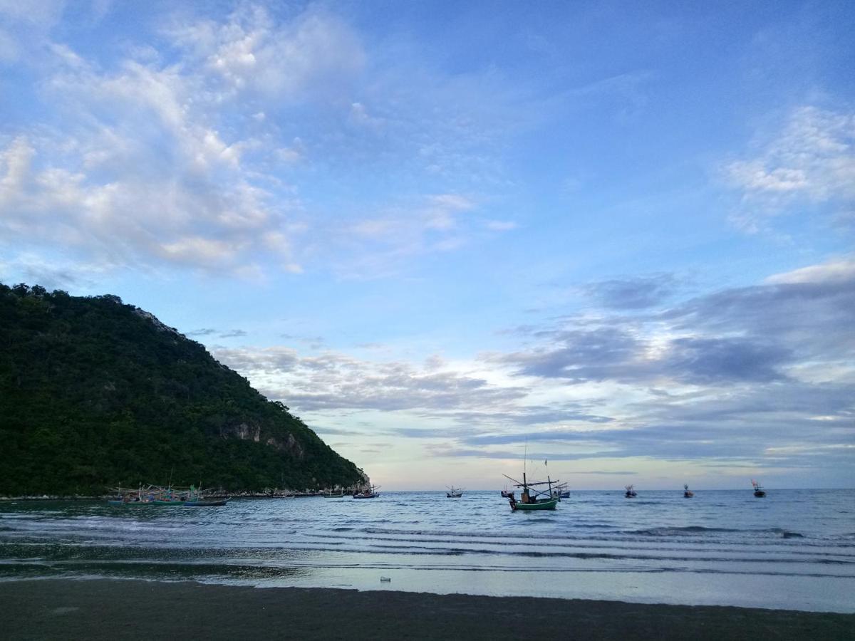The Beach Boutique Resort Ban Pak Nam Pran エクステリア 写真