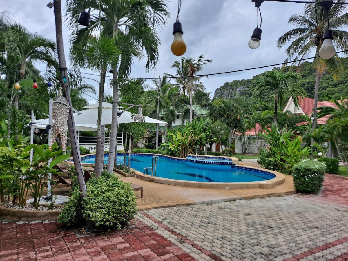 The Beach Boutique Resort Ban Pak Nam Pran エクステリア 写真